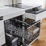 Nowoczesne I Stylowe Studia Very Berry W Poznaniu By Renters Appartamento