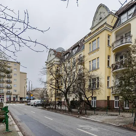 Apartman Nowoczesne I Stylowe Studia Very Berry W Poznaniu By Renters