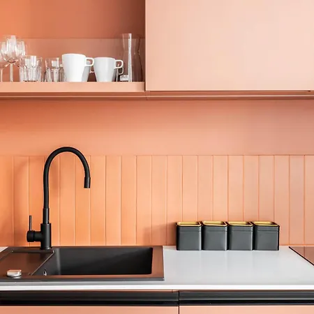 Nowoczesne I Stylowe Studia Very Berry W Poznaniu By Renters Apartman *