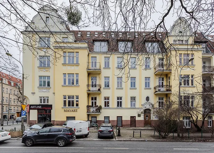 Apartamento Nowoczesne I Stylowe Studia Very Berry W Poznaniu By Renters *