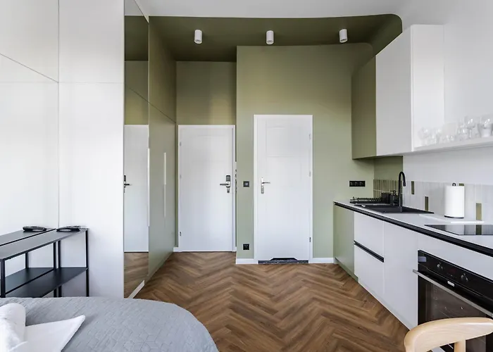 Nowoczesne I Stylowe Studia Very Berry W Poznaniu By Renters Apartment