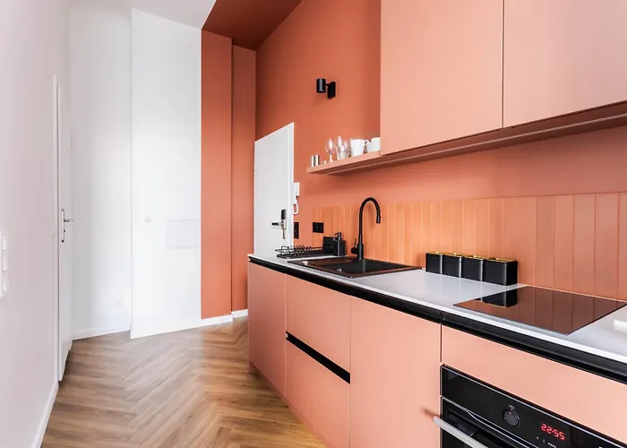 Nowoczesne I Stylowe Studia Very Berry W Poznaniu By Renters Poznan